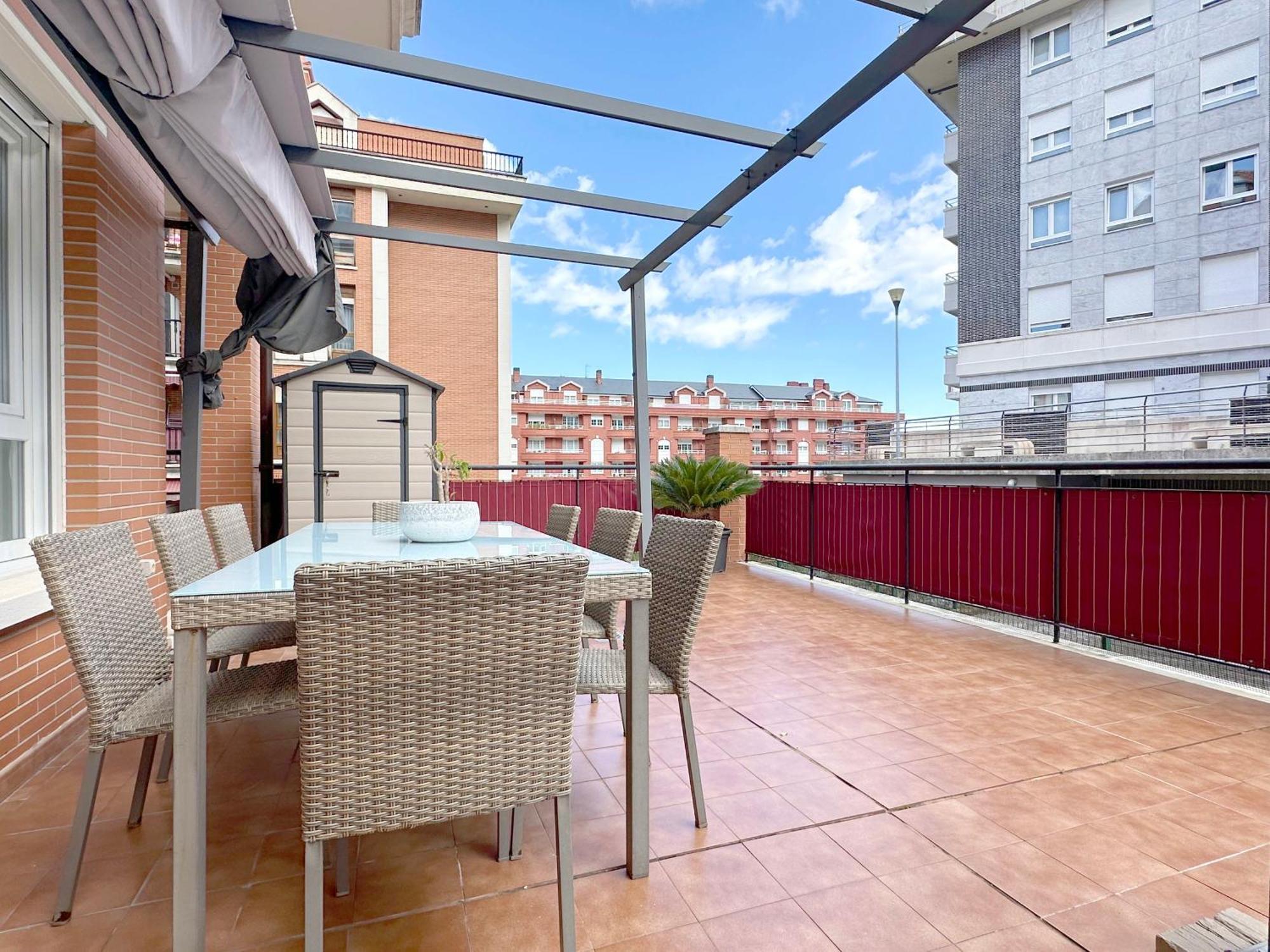 Apartmán Apartamento Con Gran Terraza En El Centro Castro Urdiales Exteriér fotografie